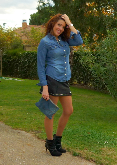 Falda negra tachuelas Falda negra tachuelas