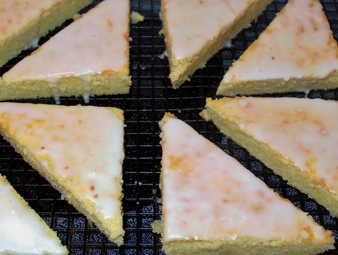 There's always thyme to cook... Sweets for a Saturday Lemon Brownies