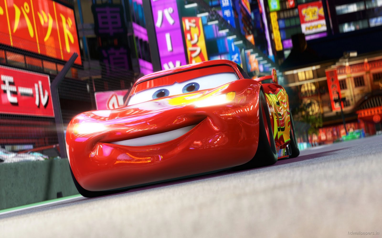 http://2.bp.blogspot.com/-Z5y7zkDSZls/TflhW7CJ3vI/AAAAAAAACSM/WiBT1_O7fys/s1600/lightning_mcqueen_in_cars_2-wide.jpg