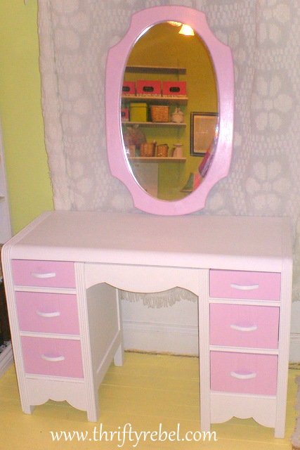 Pretty In Pink Vanity Mirror Makeover Color Me Thrifty