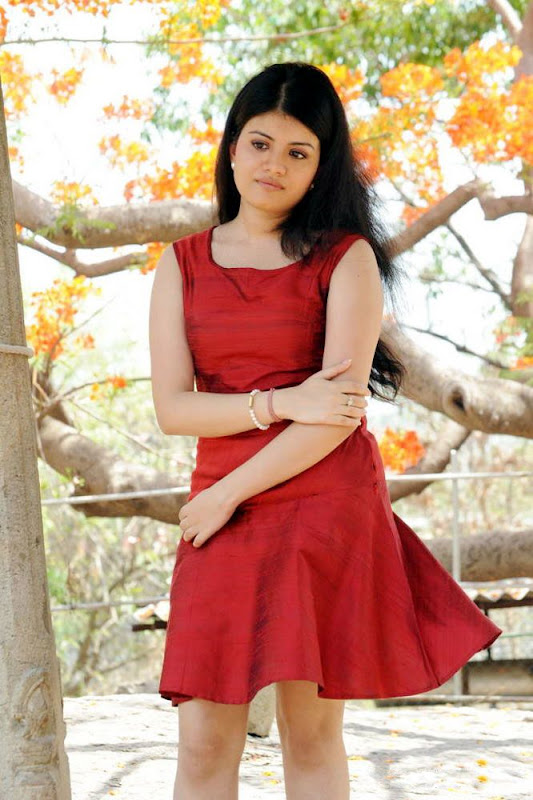 Meenakshi Latest StillsSouth Local Actress Meenakshi Hot Photo Shoot wallpapers