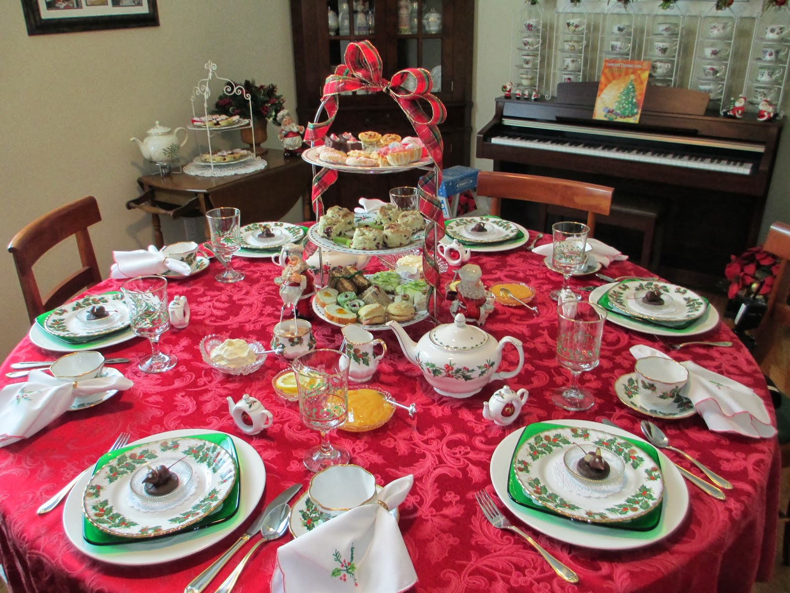 054.JPG (1600×1200) Christmas afternoon tea, Afternoon tea, Christmas tea