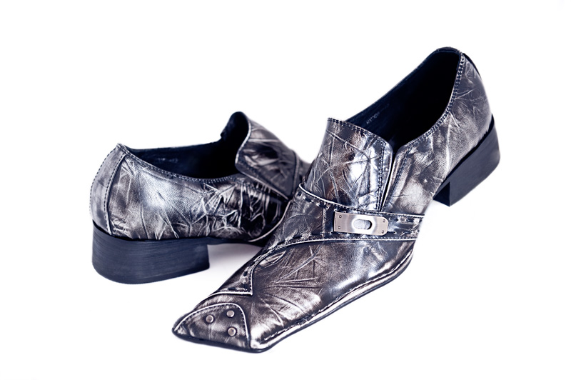 Should You Match Your Belt To Your Shoes? A Guide To Wearing Belts