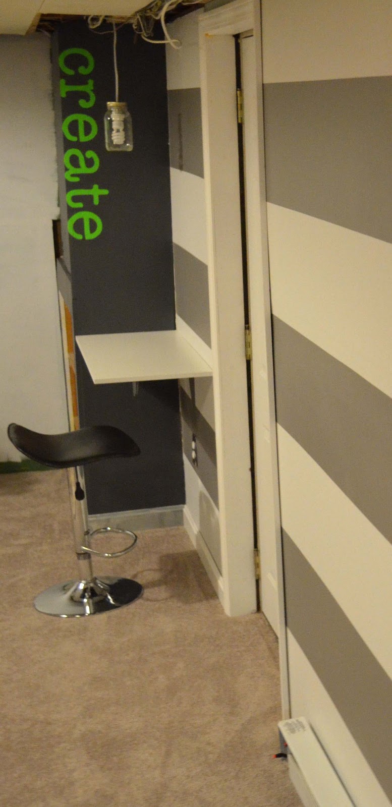 WEAFER DESIGN How to Paint Words on the Wall