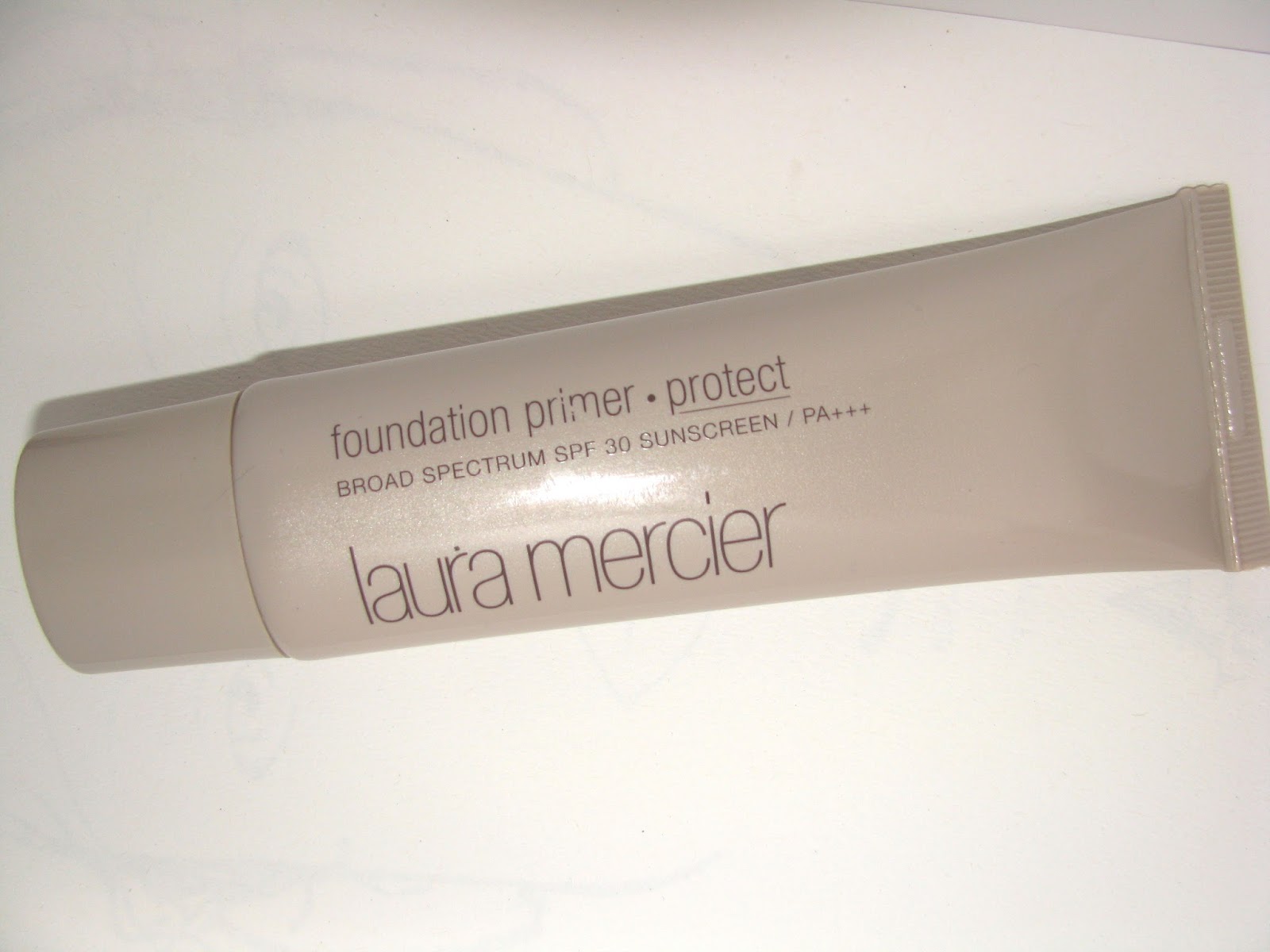 The Beauty Alchemist Laura Mercier Foundation Primer + Protect SPF 30