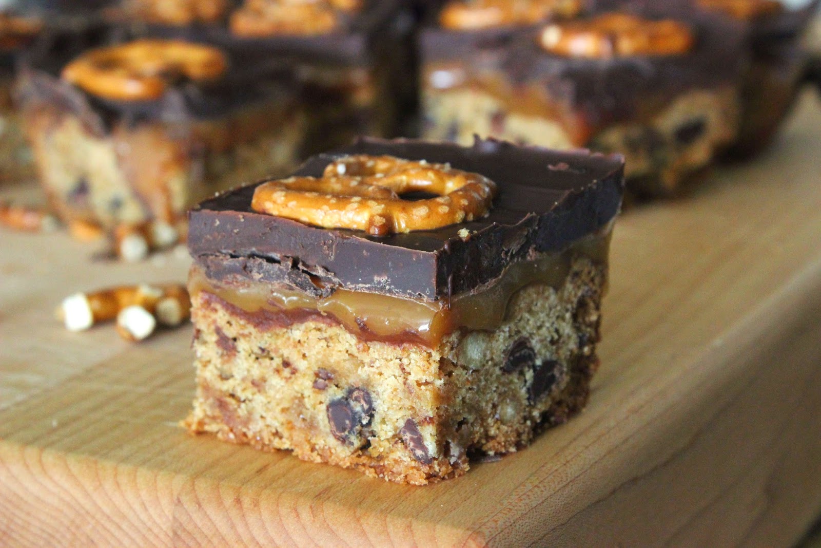 sugar & spice Whiskey Caramel Chocolate Chip Pretzel Bars