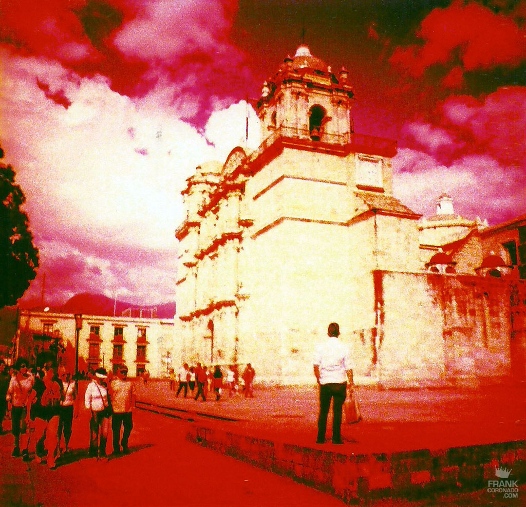 catedral de oaxaca en pelicula roja analoga