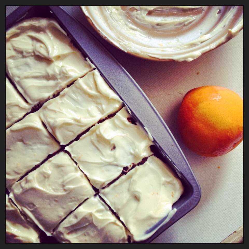 Jo's Blue AGA: Low-Fat & Low Added Sugar Carrotcake