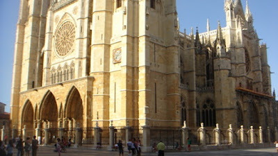 Historia del Camino de Santiago - Página 3 CATEDRAL+DE+LEON