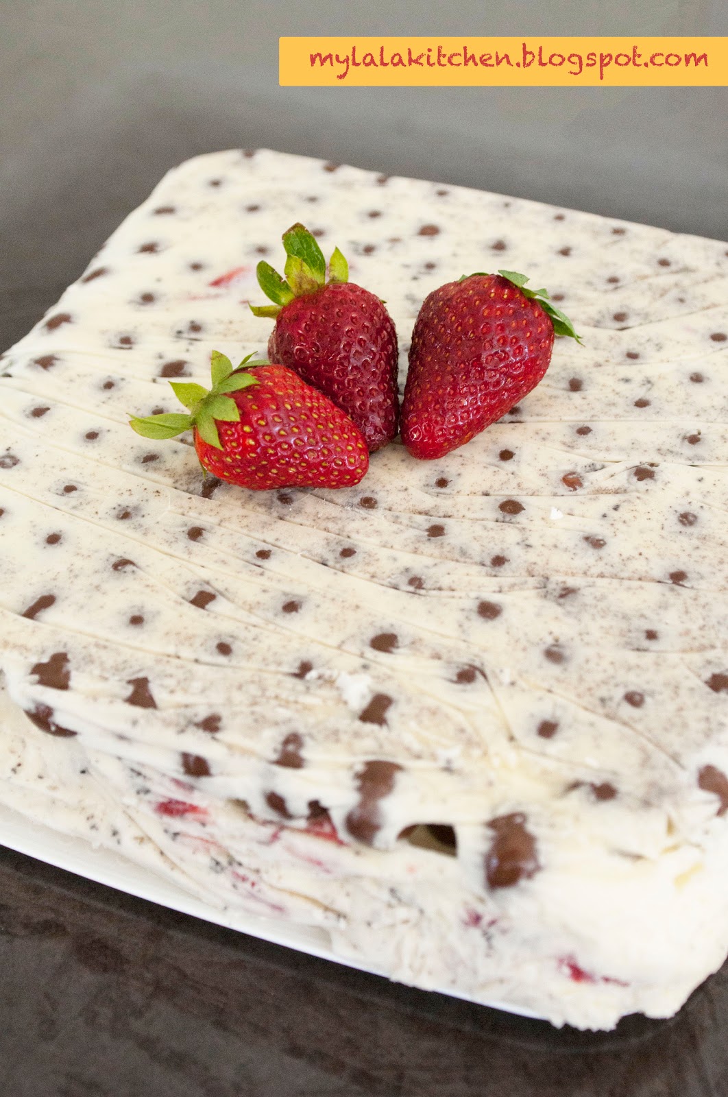 LaLa's Kitchen Cookies and Cream Icecream Cake with Maltesers and Strawberry
