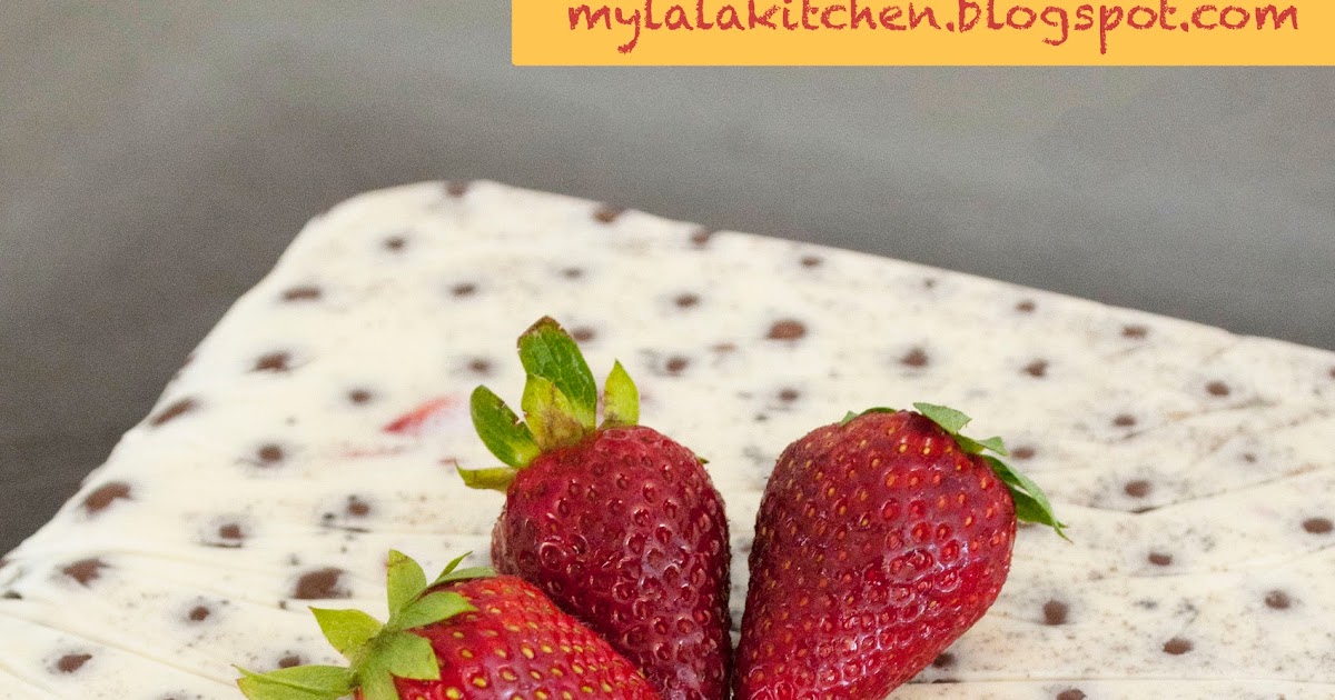 LaLa's Kitchen Cookies and Cream Icecream Cake with Maltesers and Strawberry