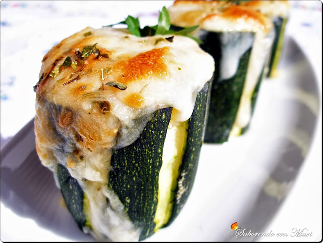 Calabacines Rellenos De Puré De Patata Con Boletus Gratinados
