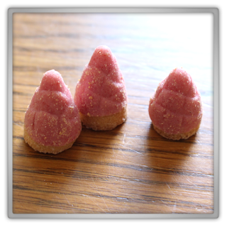 Candysan Japanese Candy Haul Review japan food meiji Take no Ko no Sato Fraise Kinoko no Yama Strawberry Chocolate Candysan Japanese Candy Haul Review japan food meiji Take no Ko no Sato Fraise Kinoko no Yama Strawberry Chocolate
