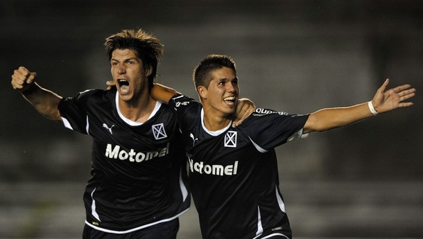 59 Deportivo Quito V Independiente 2011 Copa Santander Libertadores Stock  Photos, High-Res Pictures, and Images - Getty Images