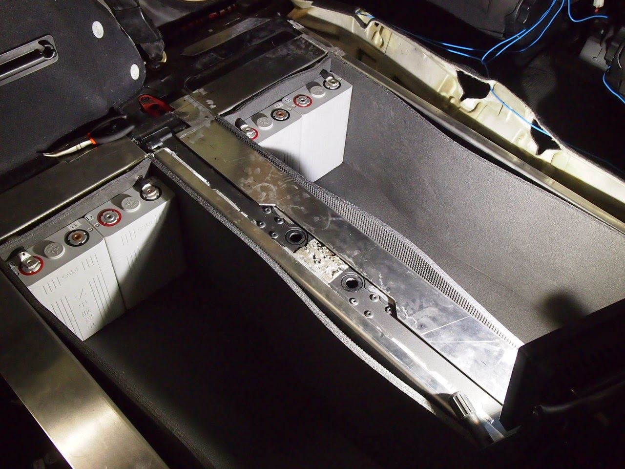 EVA2 Electric Audi A2 Battery boxes