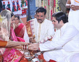 Varun Gandhi and Yamini Roy wedding photos