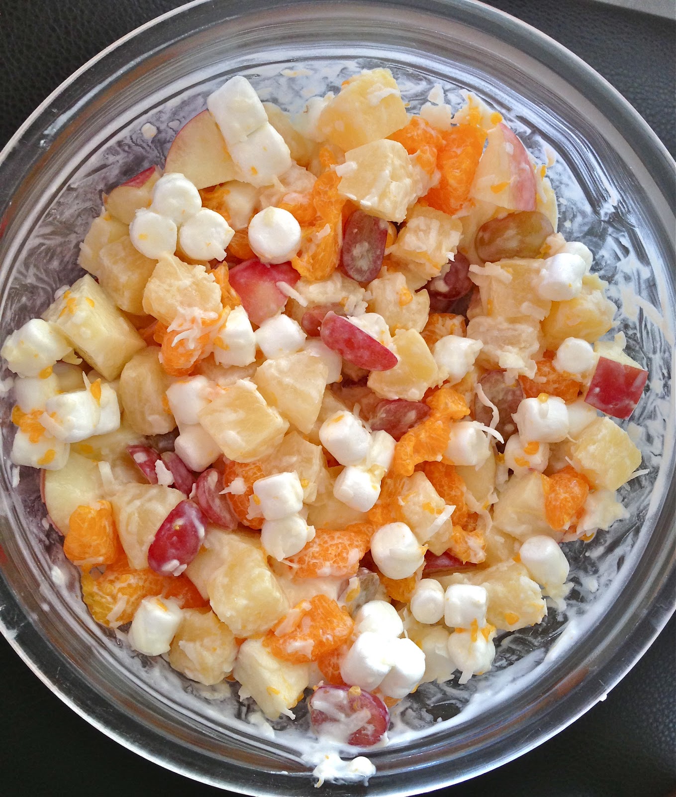 Readable Eatables {Creamy Fruit Salad}