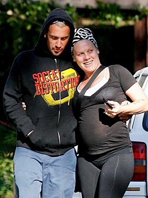 pregnant celebrities photos. I#39;m Pregnant: celebrity