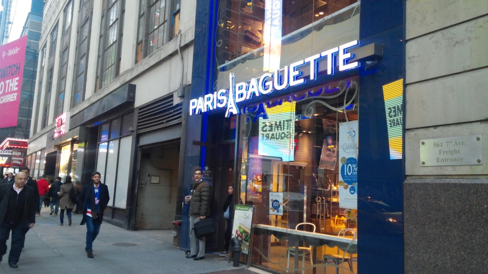 Minah's [2015.10.19] Paris Baguette at Times Square