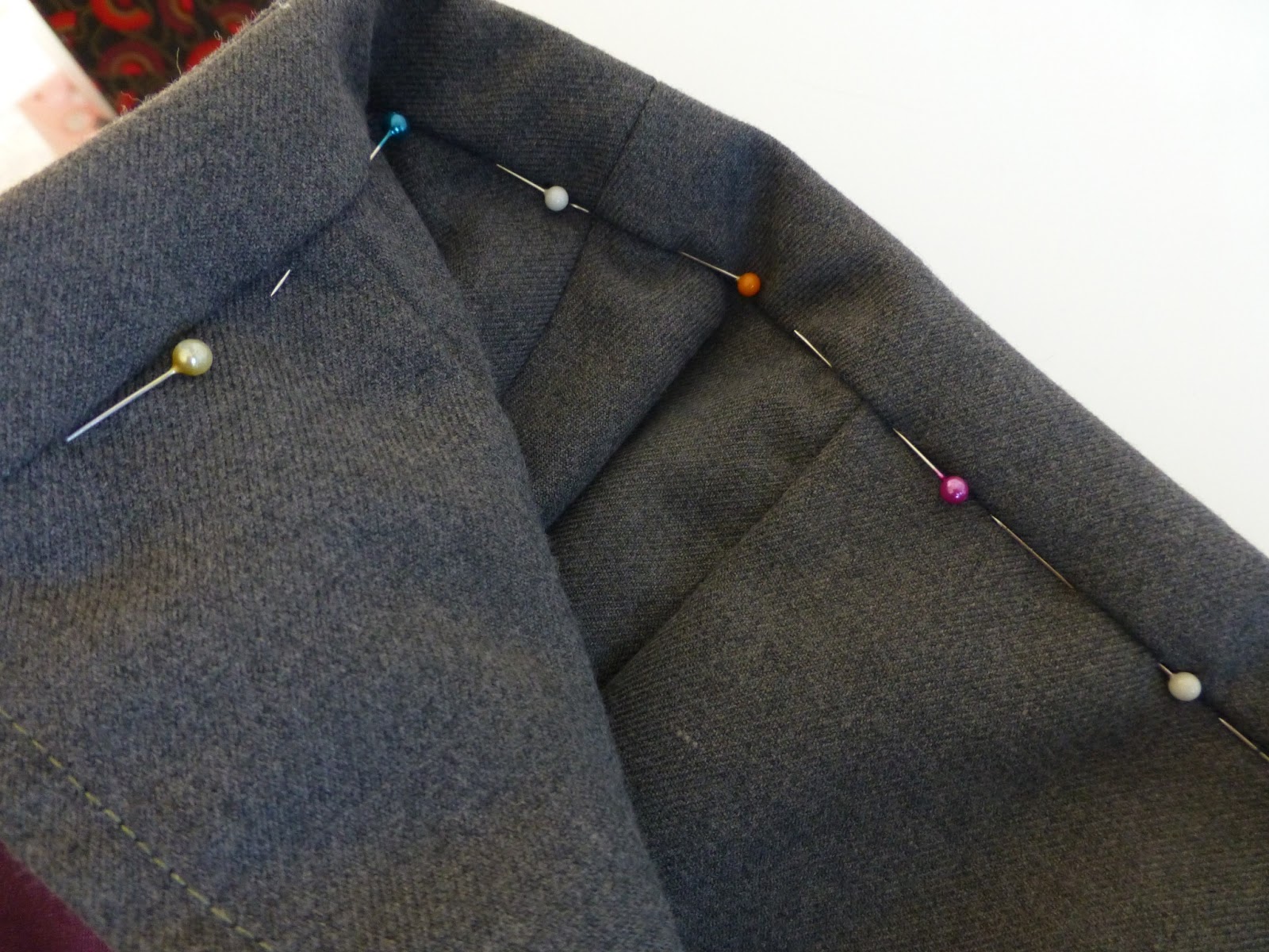 Queen of Darts Tutorial how to add lining to a skirt with waistband