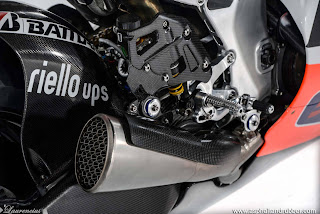 Ducati-Desmosedici-GP13-MotoGP-Bike_2 MotoGP-2013-Ducati-Desmosedici-GP13-MotoGP-Bike_2
