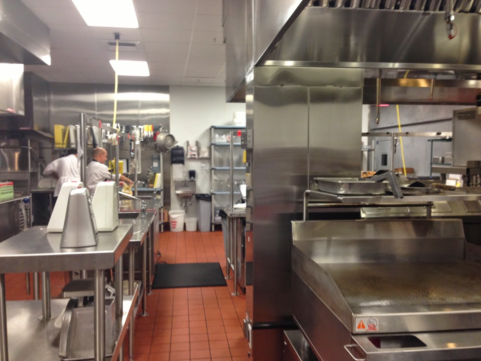 Once Upon a Run Orlando Elite Yelp Event Olive Garden Test Kitchen