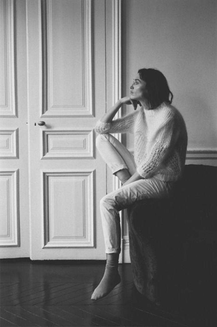Knitwear, Parisian apartment, effortless style, natural beauty Knitwear, Parisian apartment, effortless style, natural beauty
