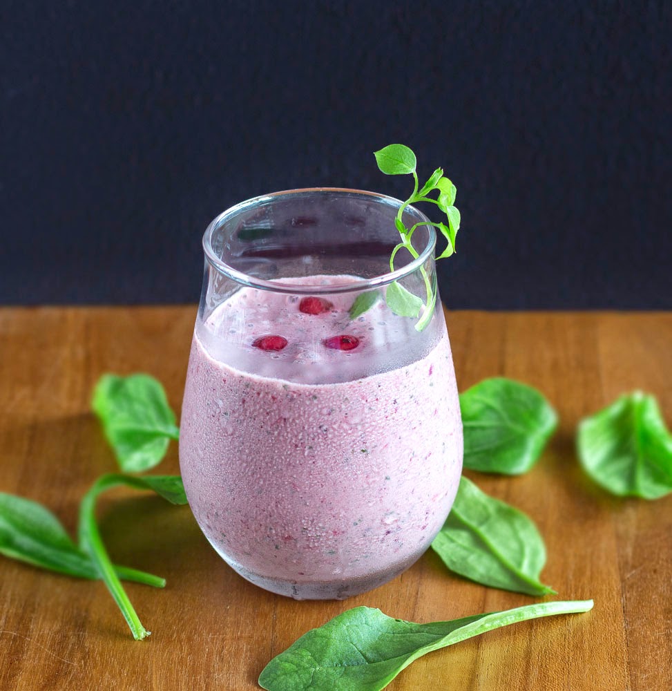 Mixed Berries Smoothie With Spinach The Yummy Journey