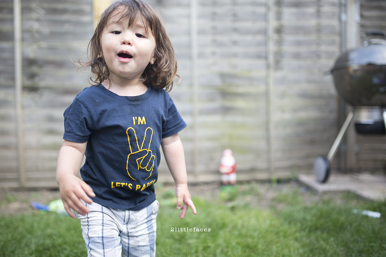 The Top Trend Series Four Ways To Style A T Shirt Dress Elle