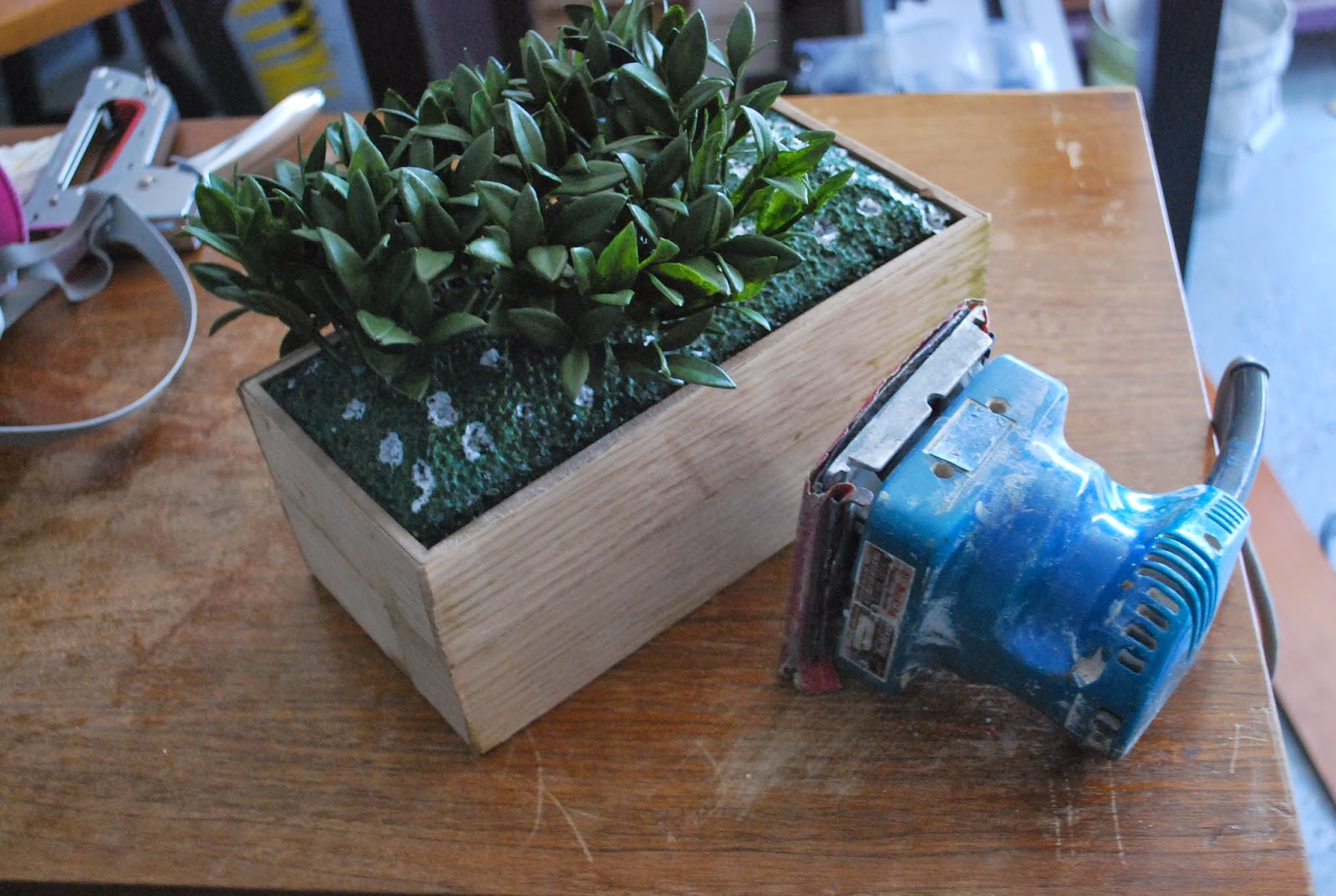 Low Cost DIY repairing a planter box