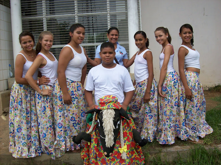 Lcda. Iris Pinto (Coordinadora de Cultura)