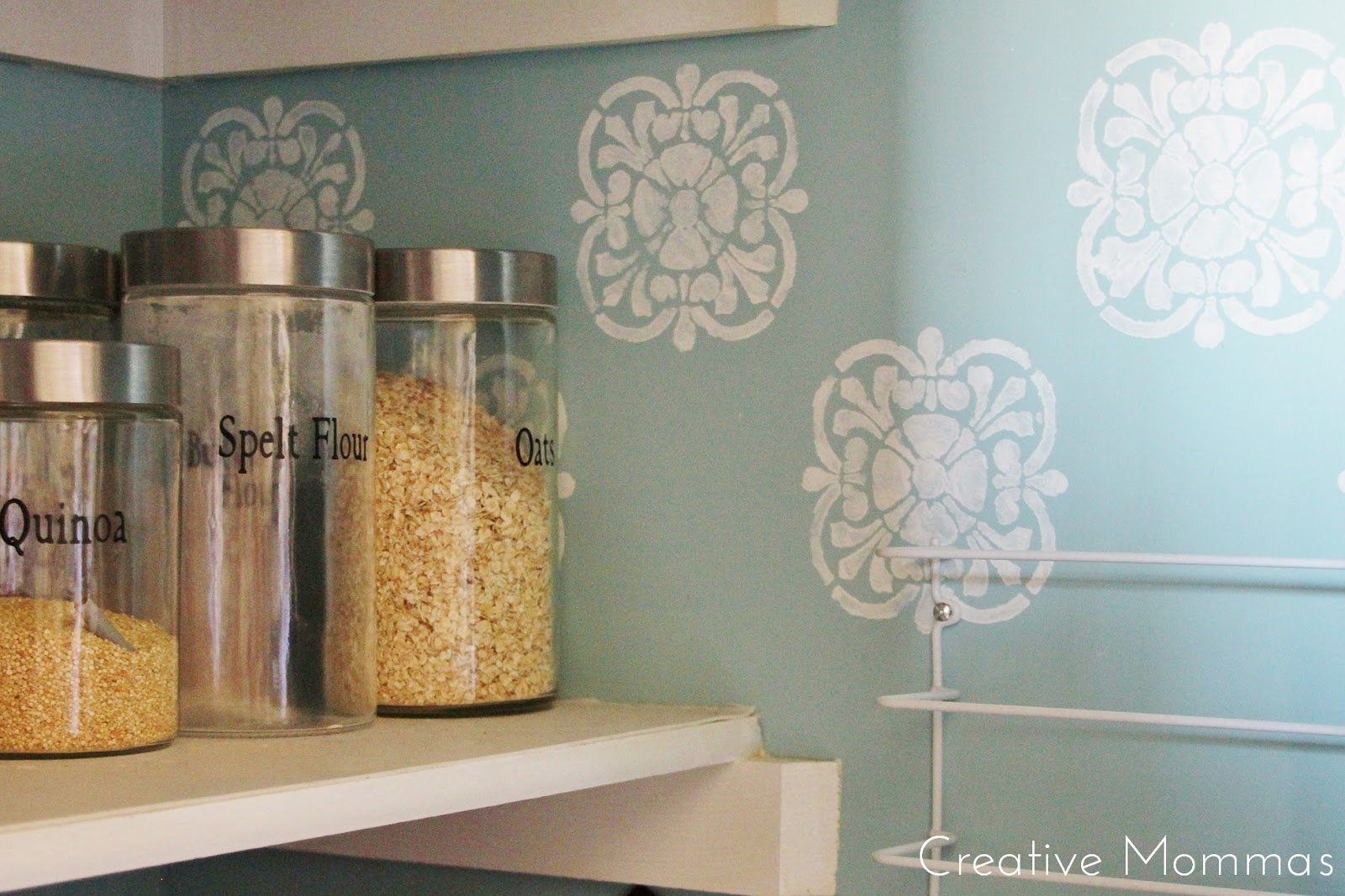 Creative Mommas Pantry Makeover