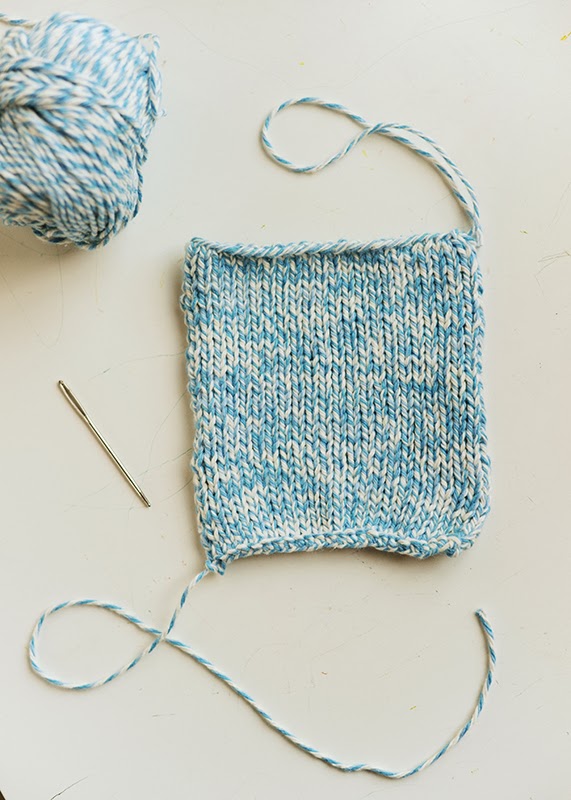 Rust & Sunshine: 12 Days of Christmas - Day 11: Knitted Wreaths