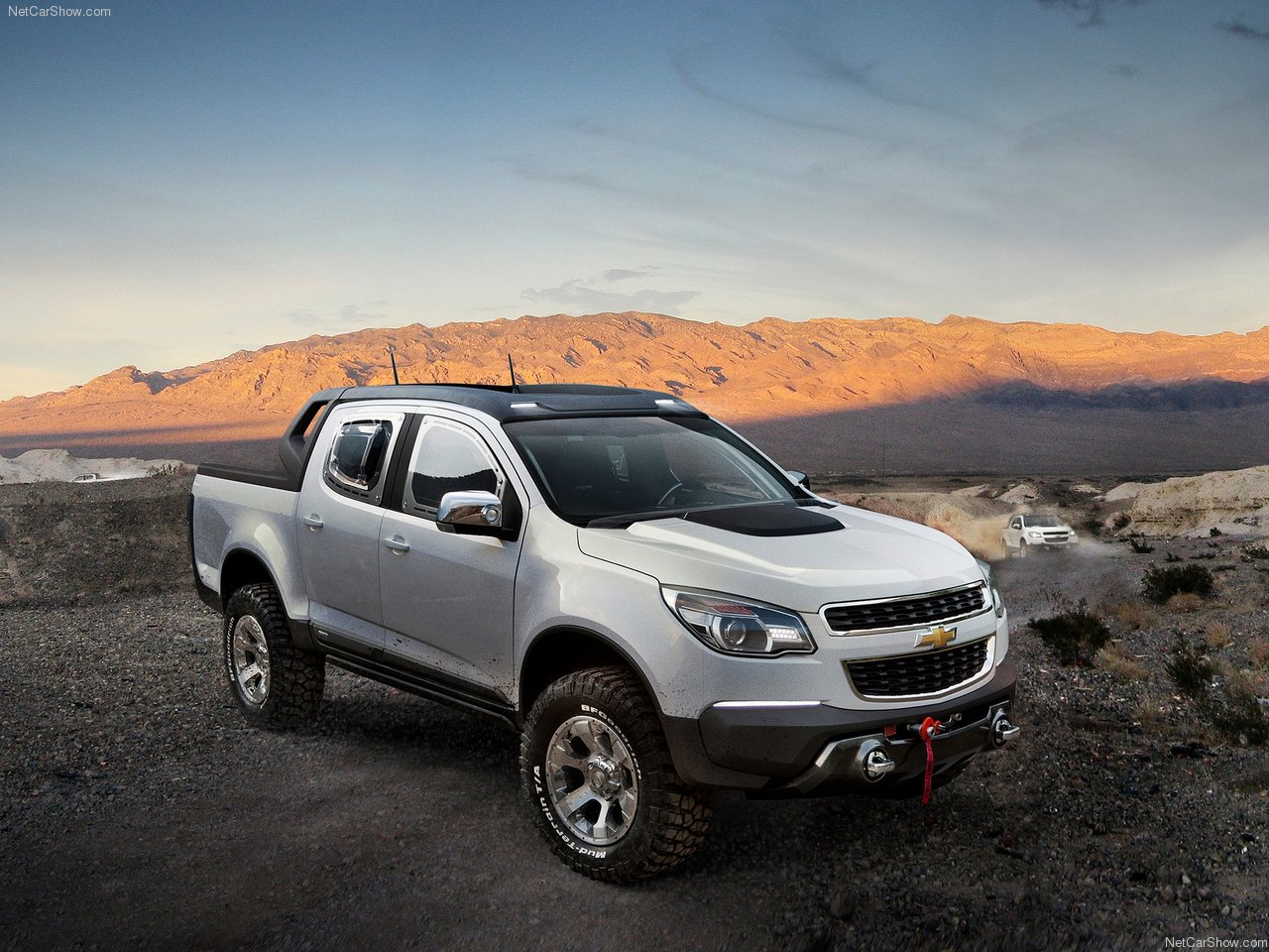 http://2.bp.blogspot.com/-ZQdR46cmCgA/TgY6jhqrD1I/AAAAAAAAC-8/s1GOYTj92NI/s1600/Chevrolet-Colorado_Rally_Concept_2011_1280x960_wallpaper_02.jpg