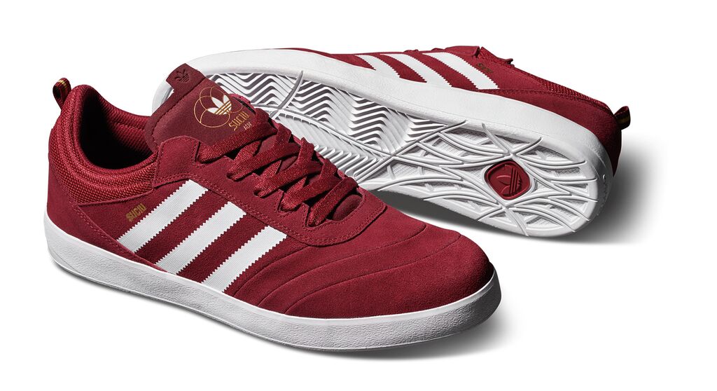 tenis adidas escamas