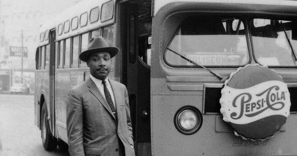 worldimage4u: Montgomery bus boycott - Martin Luther King Jr.
