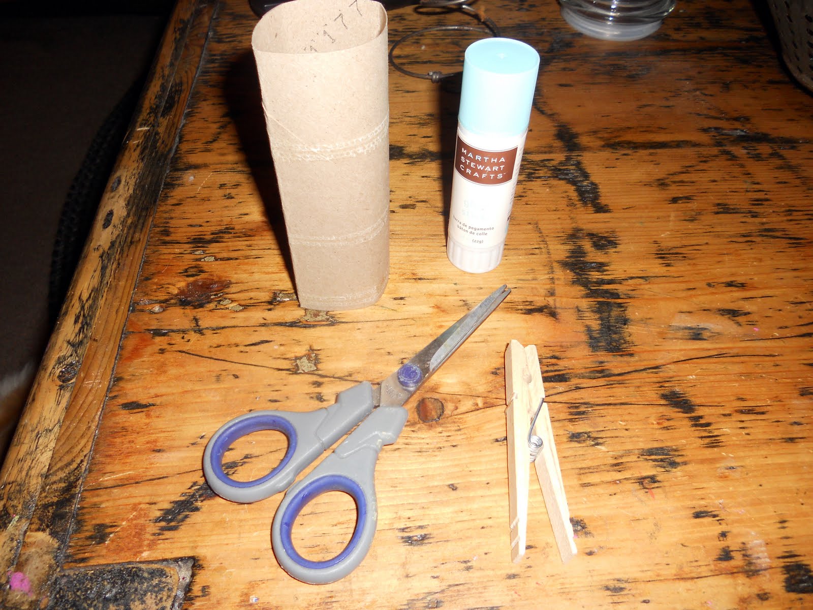 The Mad Recycler Recycled Paper Towel Roll Flower Tutorial