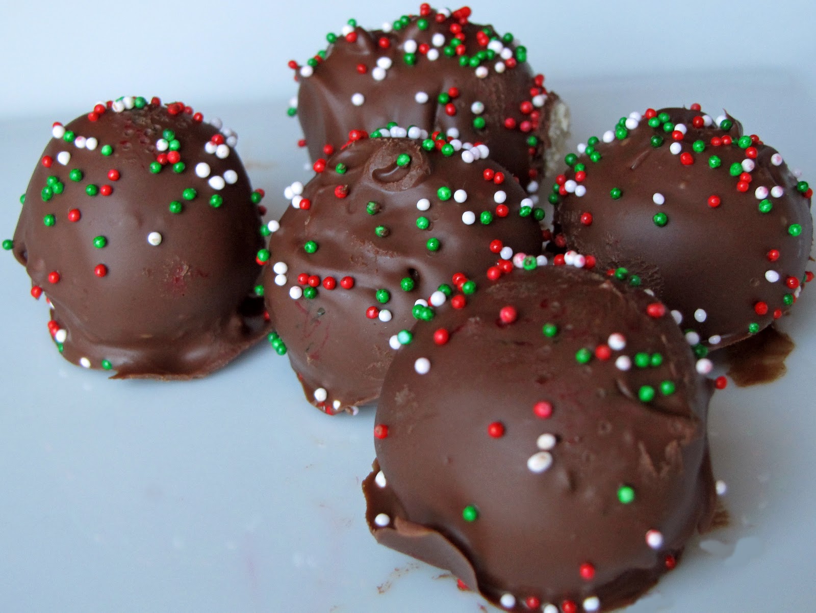 The ChocoAholic Eggnog Cake Balls