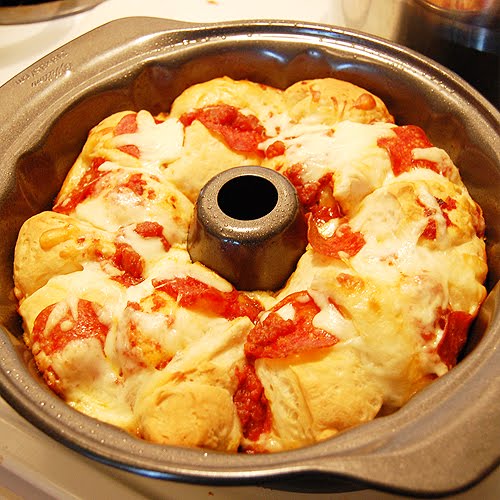 The Craftinomicon Friday Food Craft Pizza Monkey Bread