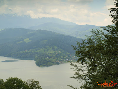 Lacul Izvorul Muntelui