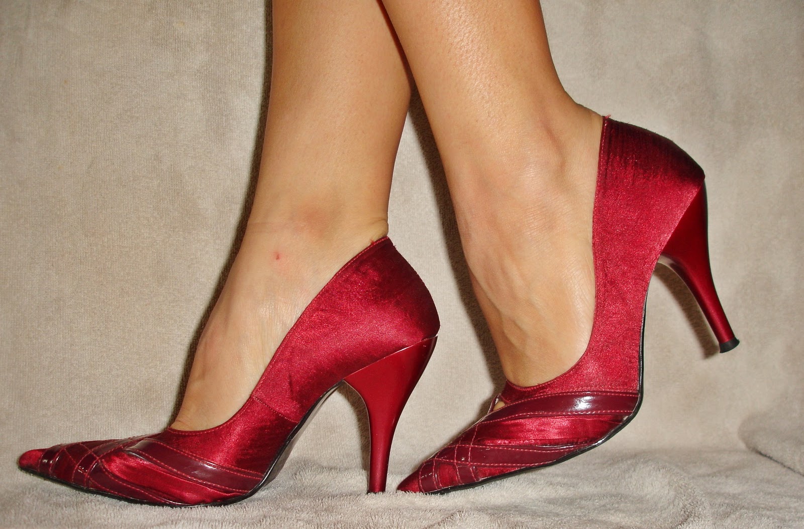sapato social vermelho feminino