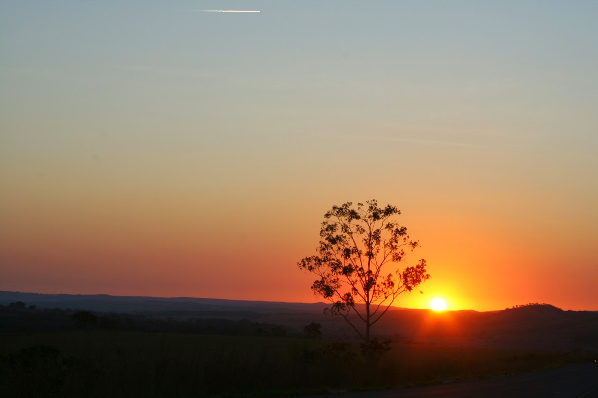 Featured image of post Imagem De Amanhecer Do Sol : Você está tentando redimensionar imagens de tamanho diferente, mantendo a proporção original.