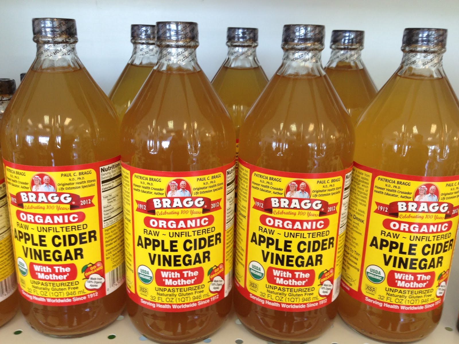 Women's Fit Health Benefits of Apple Cider Vinegar (ACV)