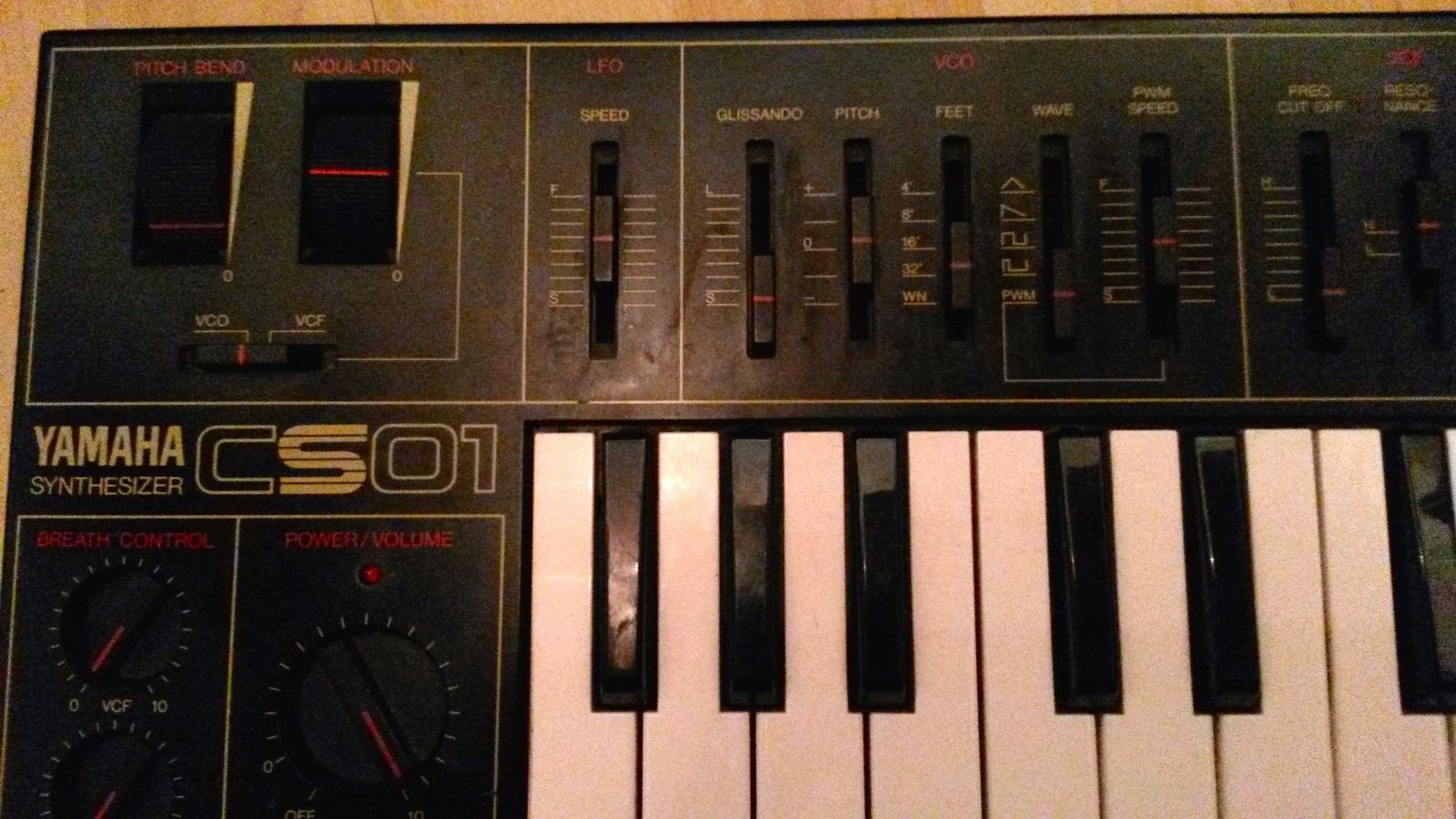 MATRIXSYNTHB Yamaha CS01 Analogue Synth