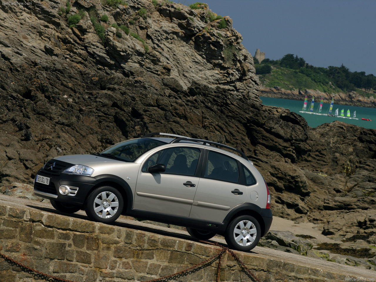 http://2.bp.blogspot.com/-ZWSyFgFftLs/TW3mzdJBmzI/AAAAAAAALiQ/XTa5_apBN5U/s1600/Citroen-C3_X-TR_2006_1280x960_wallpaper_05.jpg
