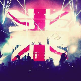 Swedish House Mafia – Don't You Worry Child Lyrics | Letras | Lirik | Tekst | Text | Testo | Paroles - Source: emp3musicdownload.blogspot.com
