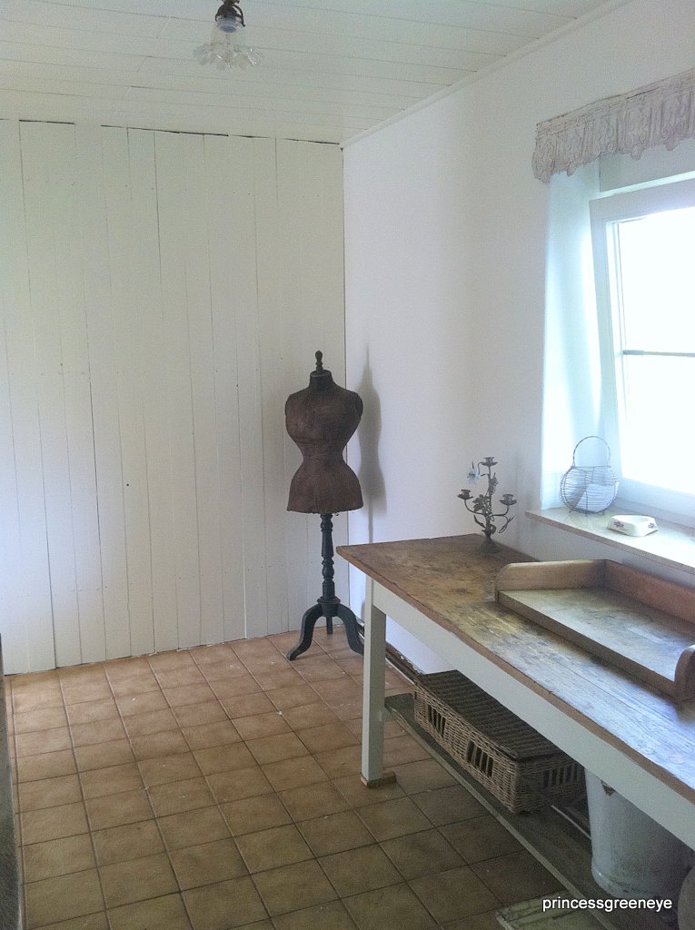 princessgreeneye: Wieder ein Stück weiter (Küche)........