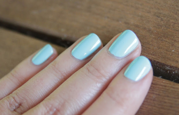 tiffany blue nails fleur de force