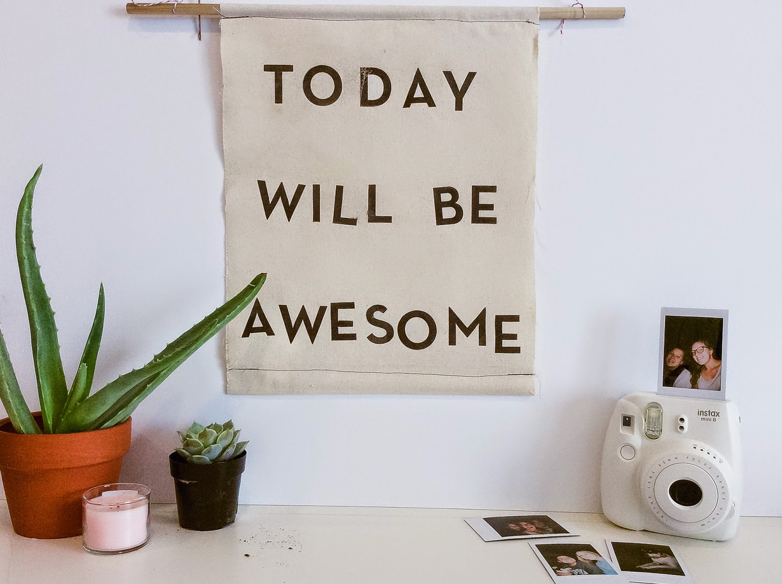 DIY QUOTABLE CANVAS WALL HANGING THE LOLLY PROJECT