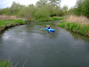 Keep river left to avoid the trees to the right and the large gravel bank in . (river kennet chamberhouse farm loop eddies for paddlers)